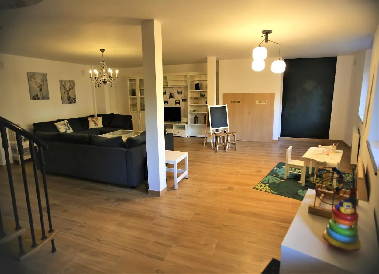 Pescallunes - Idilico Apartamento A La Orilla Del Rio Brugent Lägenhet Sant Felíu de Pallarols Spanien